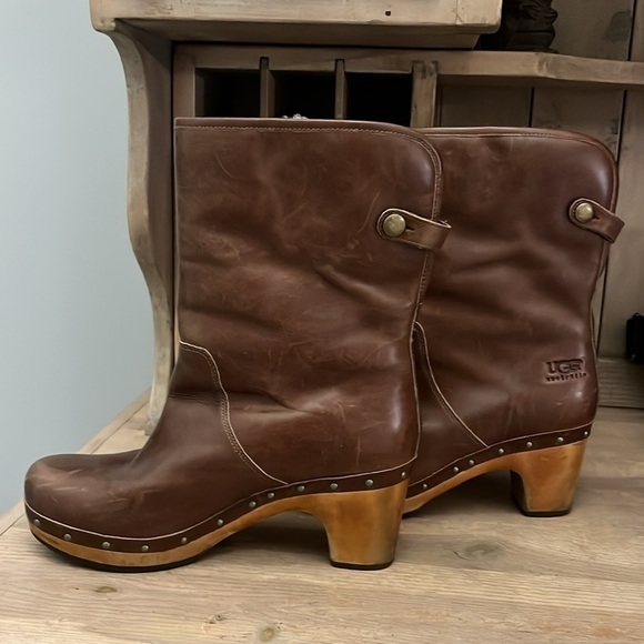 UGG Lynnea Boots Chestnut Leather Sheepskin Lining Wooden Platforms Clog Size 7 - Picture 2 of 12